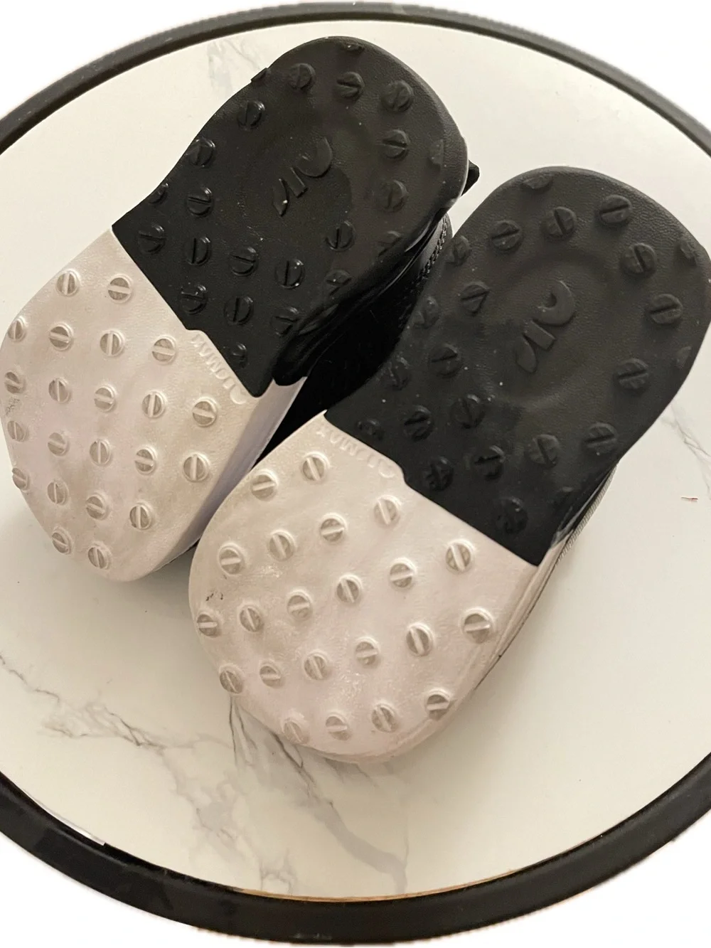 Nike Toddler Black and Gray Athletic Shoes